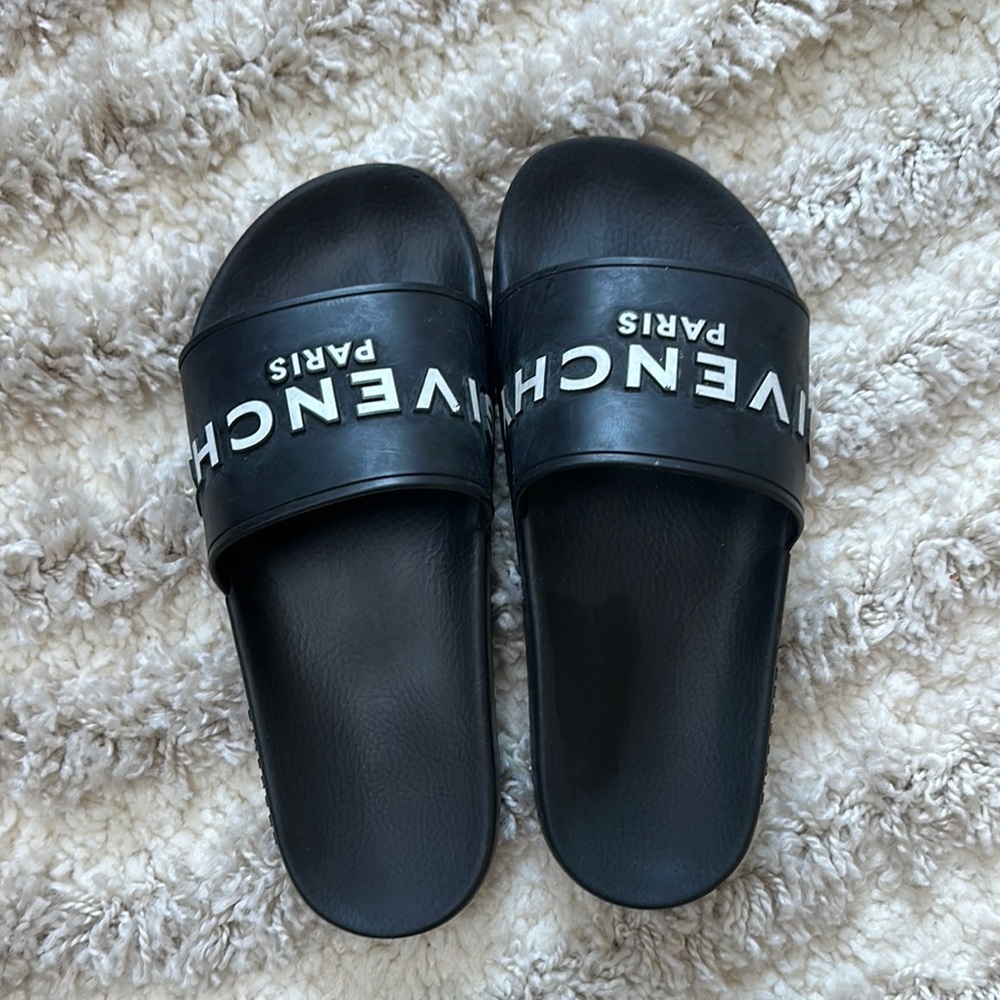 Givenchy Black Logo Slides